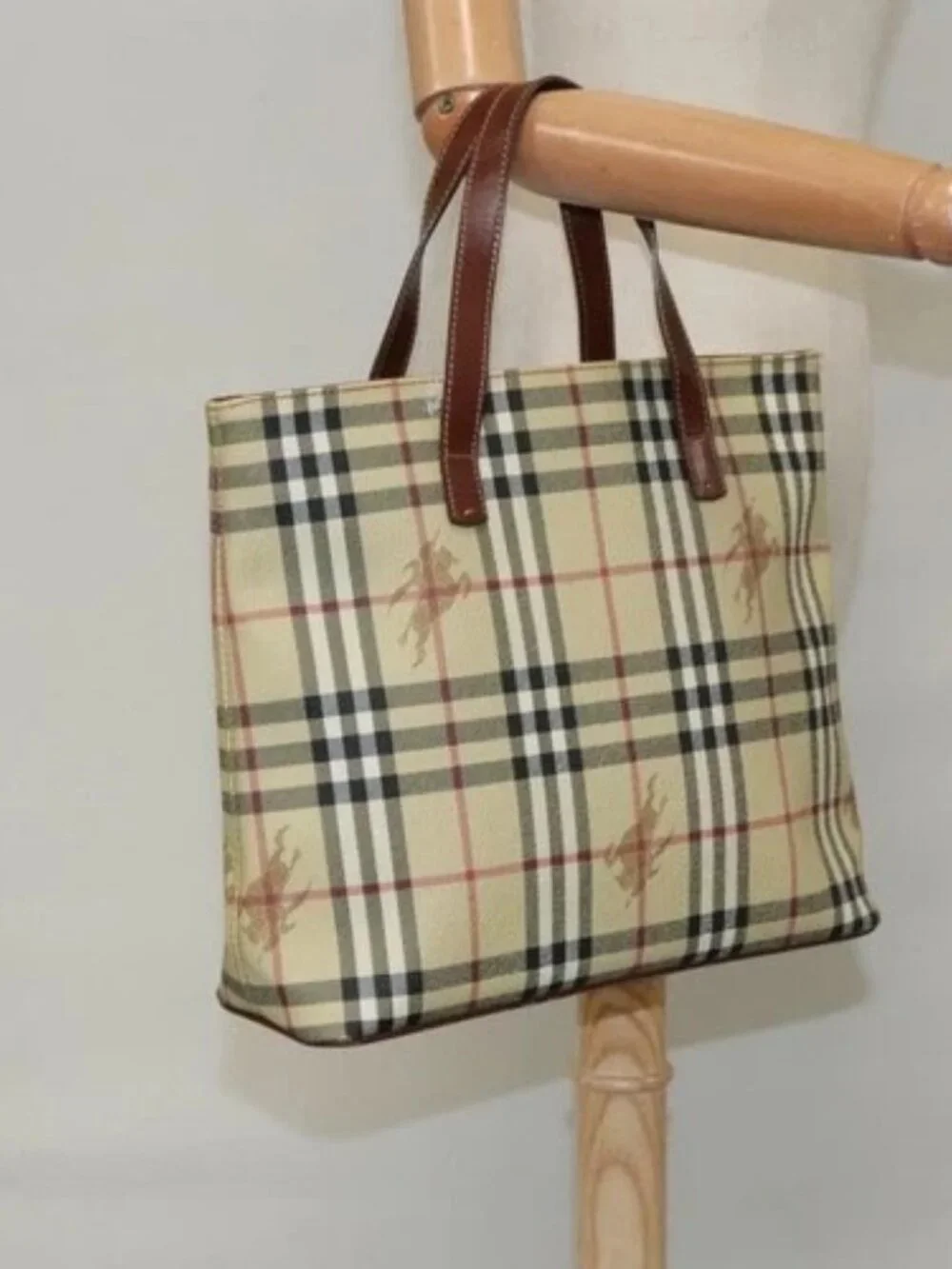 BURBERRY Nova Check Tote Bag PVC Beige Auth - Picture 15 of 16